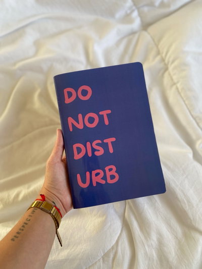 libreta A5 “disturb” + stickers de regalo