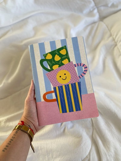 libreta A5 “tazas” + stickers de regalo