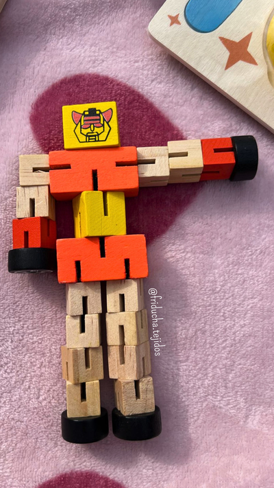 Robot TRANSFORMERS
