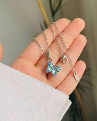 Collar Butterfly