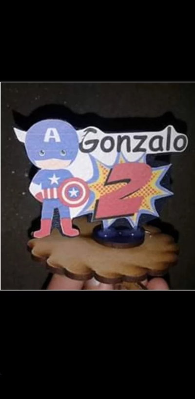 Souvenir figura de fibrofácil infantil 