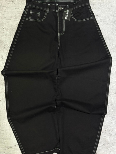 JEAN BAGGY NEGRO COSTURAS CONTRASTANTE