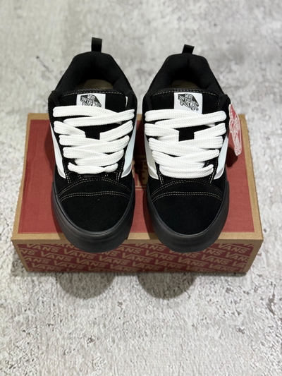 VANS KNU SKOOL STYLE NEGRO/BLANCO