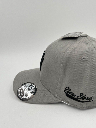 GORRA CON REGULADOR 5