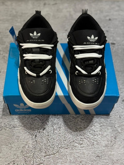 ZAPATILLAS ADIDAS 2000