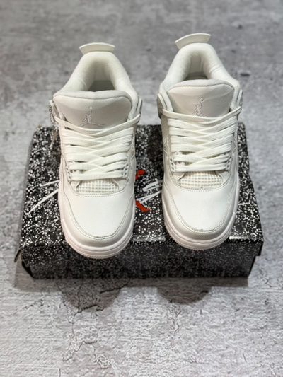 ZAPATILLAS JORDAN RETRO 4 TOTAL WHITE