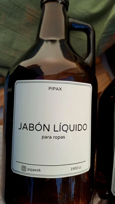 JABÓN LIQUIDO PARA ROPAS-GROWLER