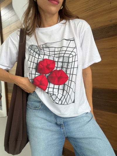 REMERA BESOS