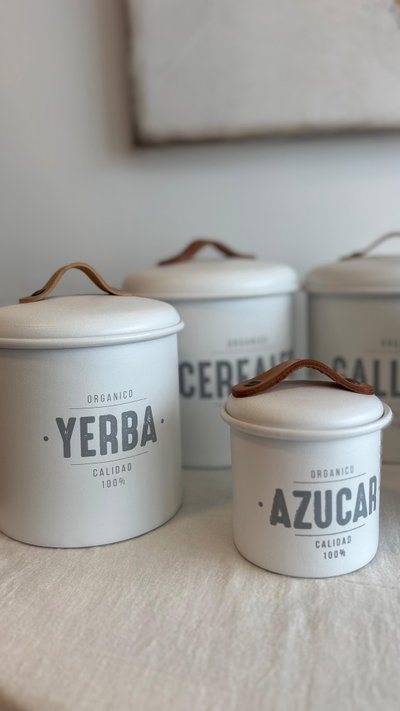 Latas organizadoras blancas 