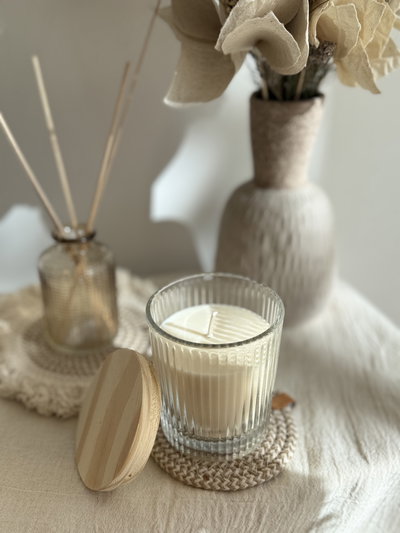 Vela aromática ‘Líneas’ con tapa 