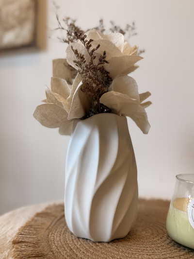 Florero líneas blanco 