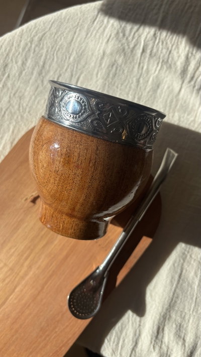 Mate ‘Imperial’ de algarrobo 