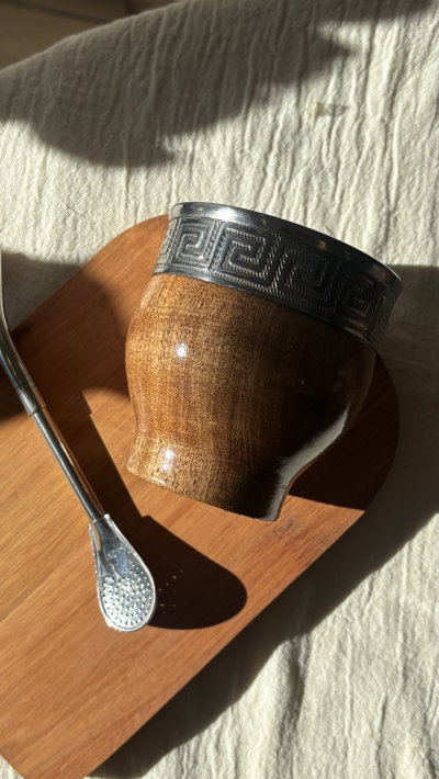 Mate ‘Imperial’ de algarrobo 