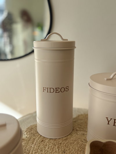 Lata de fideos natural 