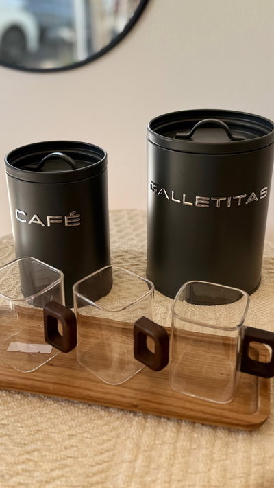 Lata de galletitas gris 