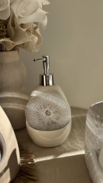 Dispenser de cocina con esponja 