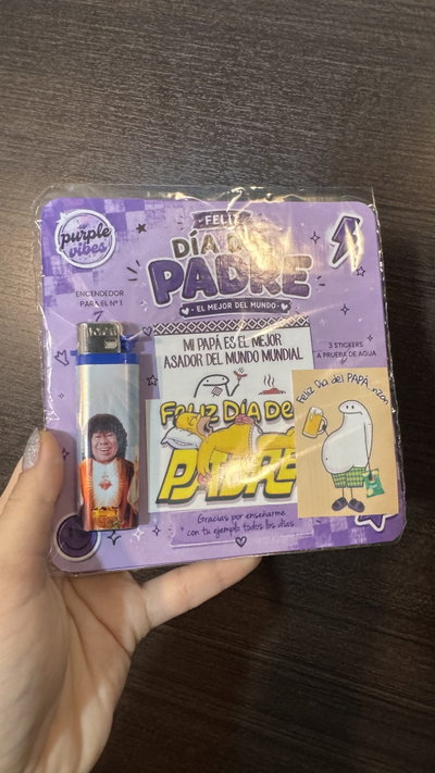 Pack del día del padre personalizado un encendedor más 3 sticker a prueba de agua