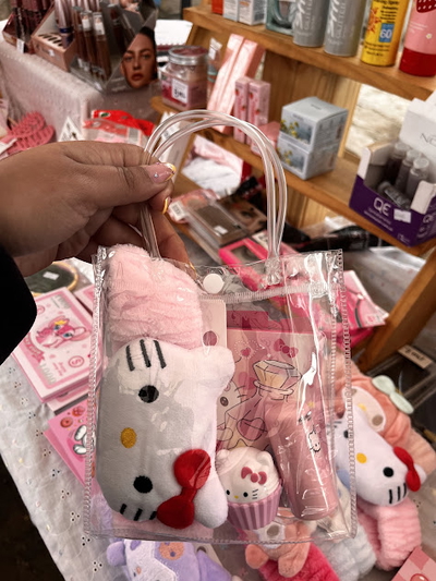 Combo maquillaje Hello kitty