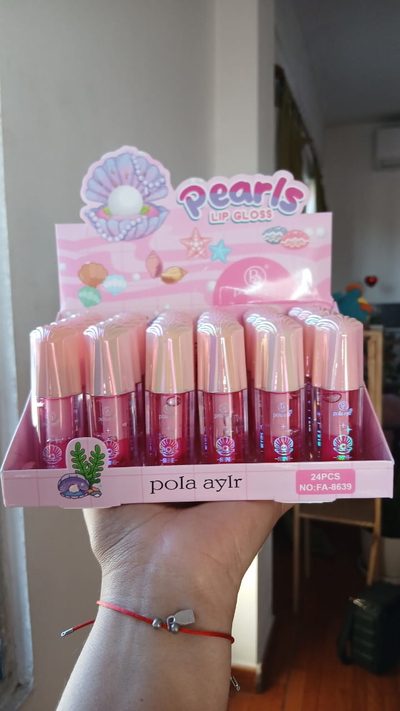 Lip gloss 