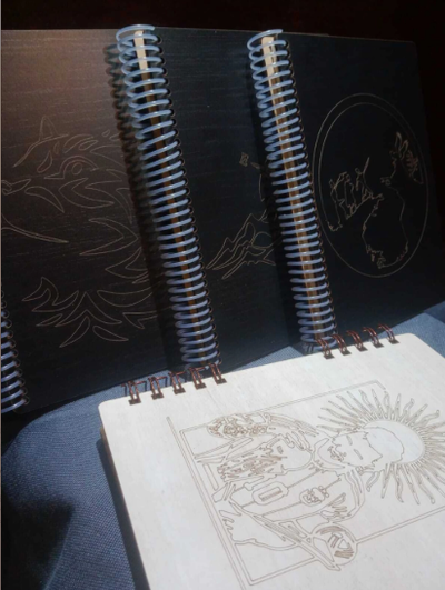 Bitácora / Cuaderno Universitario con Tapa de Madera Grabada lasser