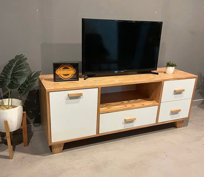 Rack TV - Verona