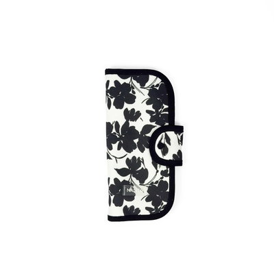 Estuche Essential - Nera