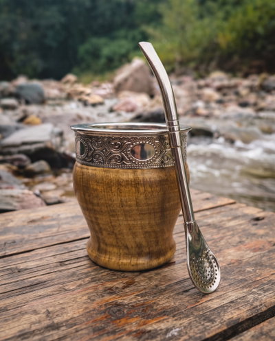 Mate Imperial de algarrobo macizo con virola de acero