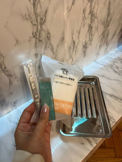 Kit Dermaplaning (Pack 10u Bisturi, Mango, Gasas y Bandeja de Acero)