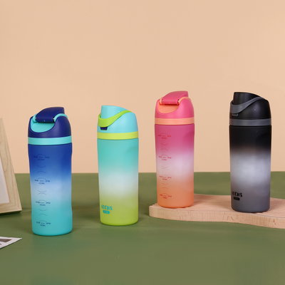 999152 Botella plastica