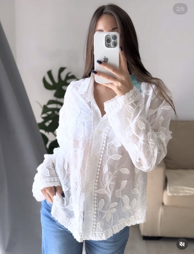 Camisa bordada