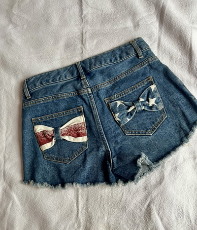 Short con moños