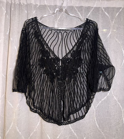 Bolero Vintage Negro Bordado