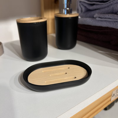 Jabonera negra con bamboo