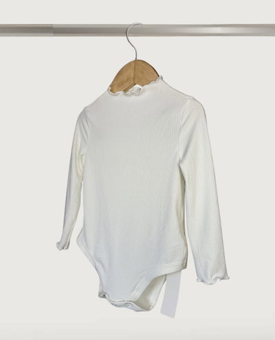 Body Mila con Cuello Ruché Blanco