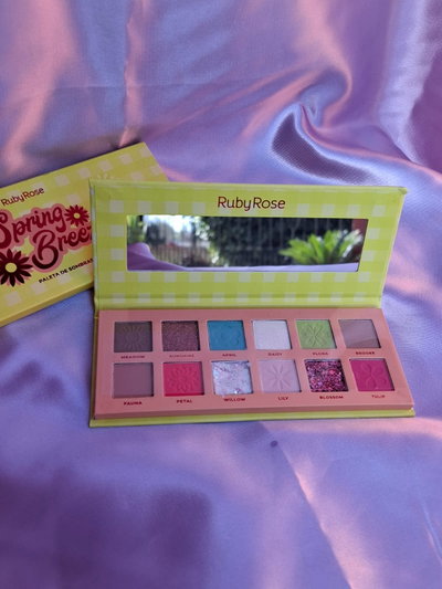 Paleta de sombras SPRING BREEZE