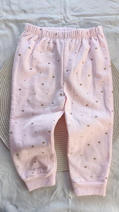 Pantalón rosa corazones 