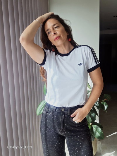 REMERA ADIDAS RETRO PREMIUM BORDADO