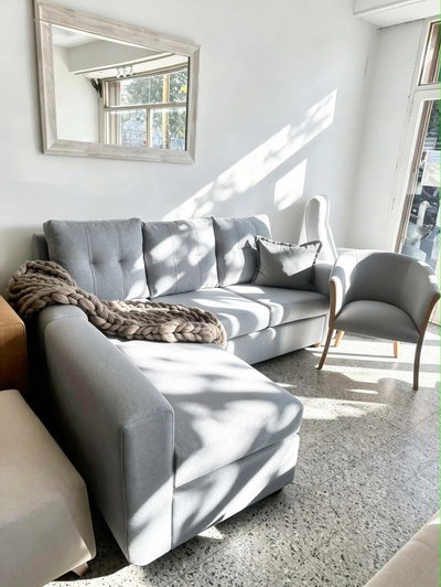 Esq. Amsterdam 210x175x85 lino gris claro (STOCK) (LINEA PREMIUM)