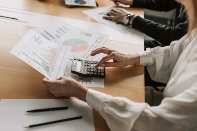 Informe 2: Inhibiciones y Cesiones (Express)