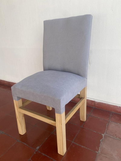 SILLAS VESTIDAS