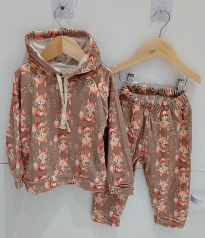 conjunto plush T6
