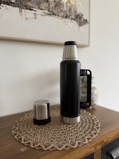 Termo de acero 1.4L - Negro