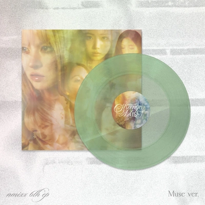NMIXX - STRANGE MUSE - VER. LP RANDOM
