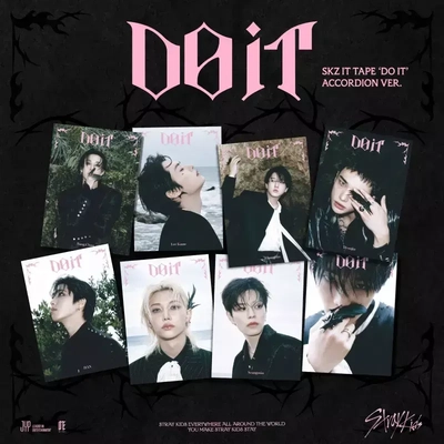 STRAY KIDS - DO IT - VERSION ACCORDION  RANDOM