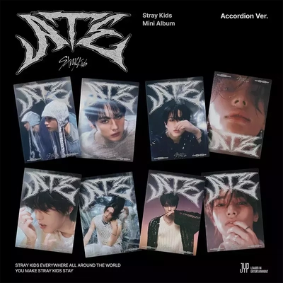 STRAY KIDS - ATE - VER. ACCORDION RANDOM