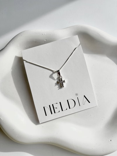 Collar Cruz + cubic