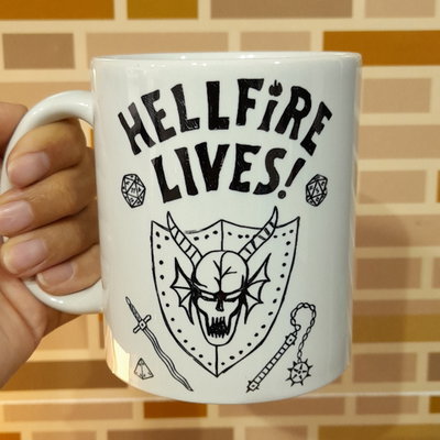 Taza Stranger Things (Hellfire Lives)