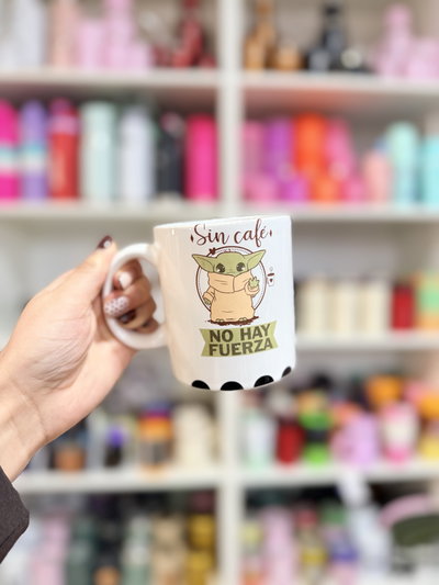 Taza Baby Yoda cerámica
