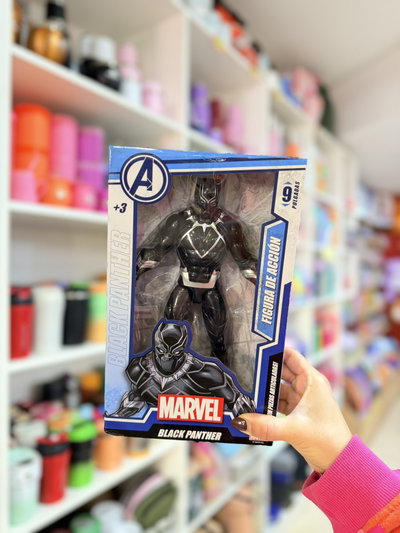 Pantera Negra Marvel en caja