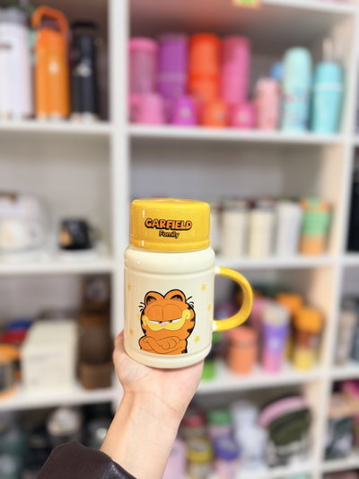 Taza XL con tapa GARFIELD cerámica importada